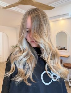 highlights foils balayage