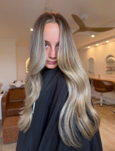 highlights foils balayage